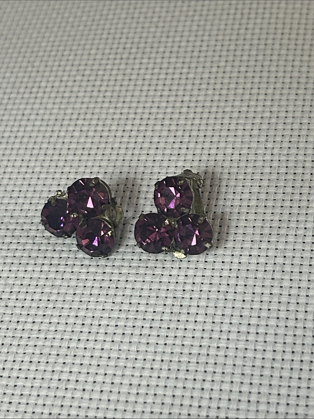 Vintage Made in England Amethyst Rhinestone Clip-On Earrings – 1950s/1960s